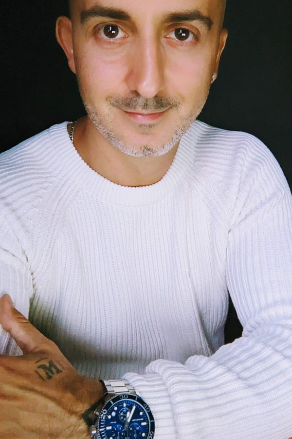 Rob Toth, close-up, colour